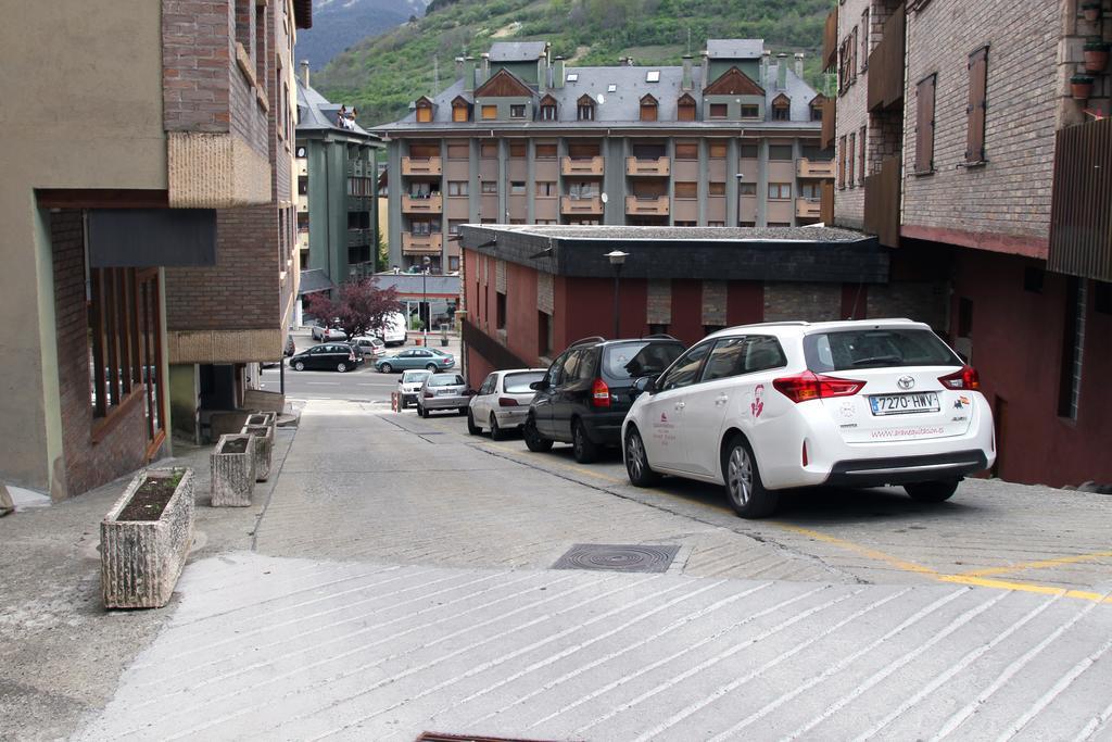 Apartamentos Sapporo III Vielha Ngoại thất bức ảnh